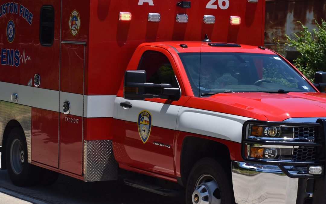 Evakuasi Longsor di Kebun Warga